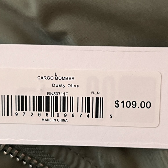 NWT BB Dakota Steve Madden Cargo Bomber Puffer Jacket Olive Green Sz L - Picture 4 of 5